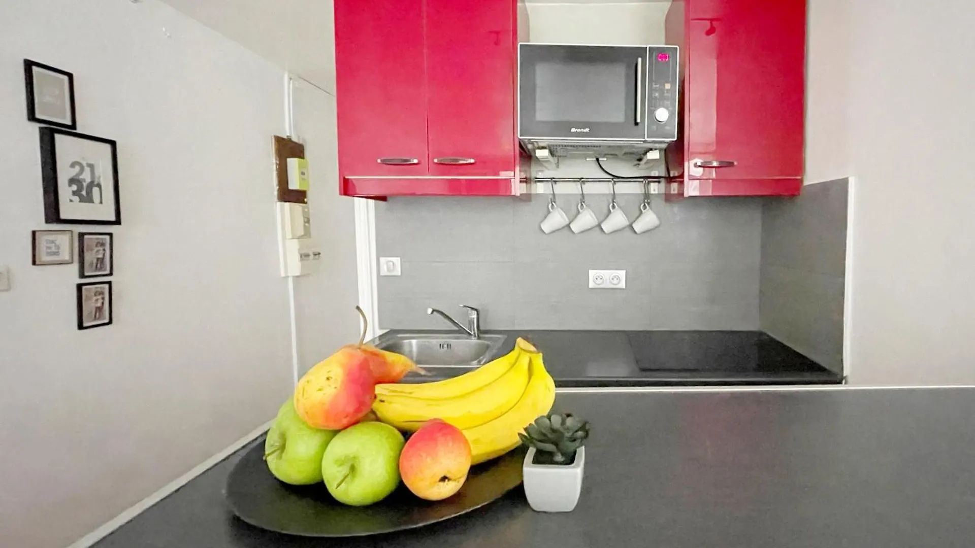 Studio-Heart Of Paris Apartment France